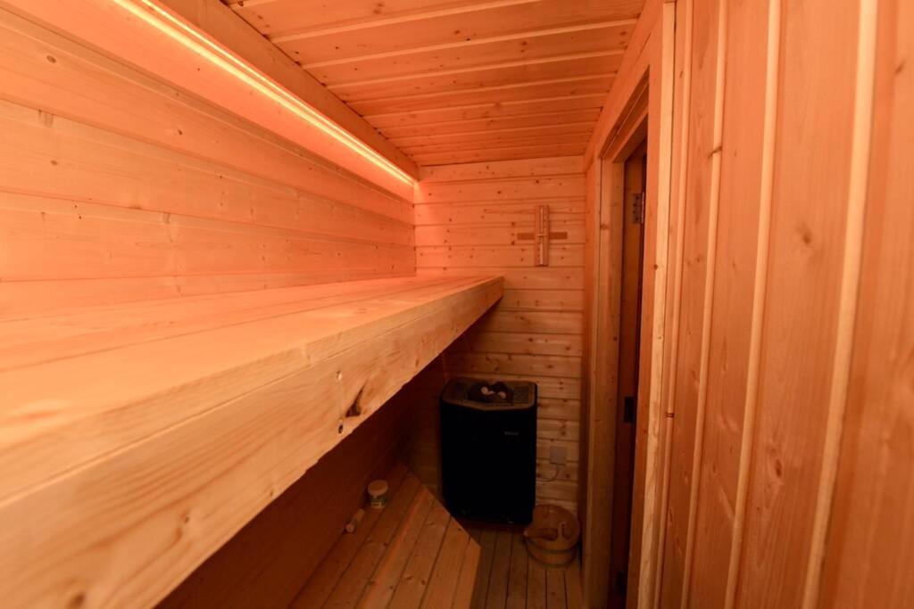 Flanders Loft Luxury Apartment With Sauna Dungiven Exterior foto
